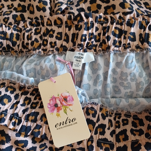 Entro High Waisted Wide Leg Leopard Pants - Picture 8 of 8
